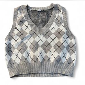 Garage Unisex Gray & White Argyle Sweater Vest